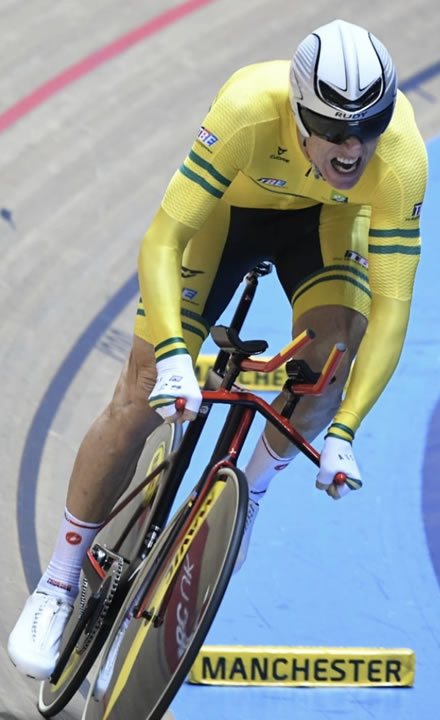 Steele Bishop warming down after breaking the Australian Record